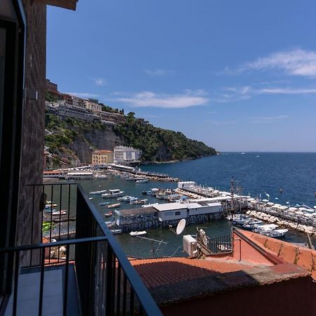 الشقق الفندقية سورينتوفي  Relais Del Mare المظهر الخارجي الصورة